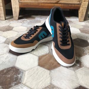 Etnies Ranger LT - Mens Size 9 - Worn once for model shoot.  Floor Sample.